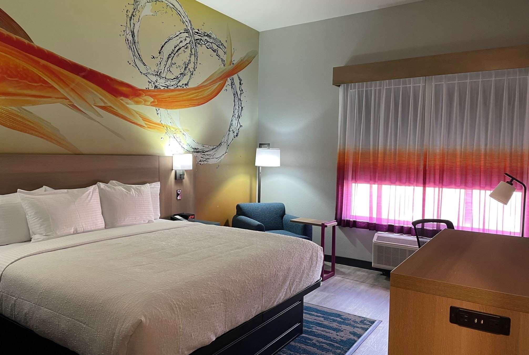 La Quinta Inn & Suites By Wyndham San Antonio Seaworld Lafb Экстерьер фото