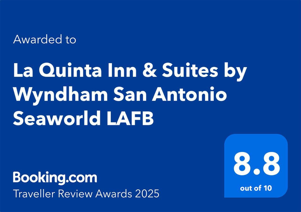 La Quinta Inn & Suites By Wyndham San Antonio Seaworld Lafb Экстерьер фото